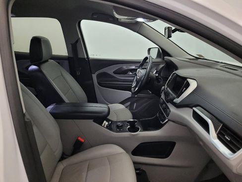 Used 2023 GMC Terrain SLT w/ Tech Package AWD/4WD image 21
