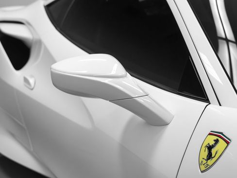 Certified 2020 Ferrari F8 Tributo RWD image 7