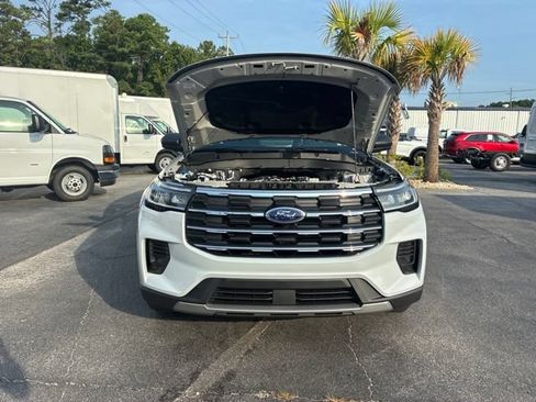 Used 2026 Ford Explorer Active AWD/4WD image 20