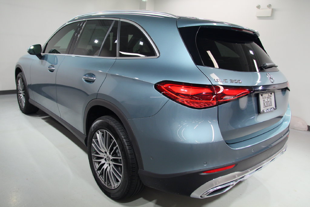 Certified 2025 Mercedes-Benz GLC 300 image 18