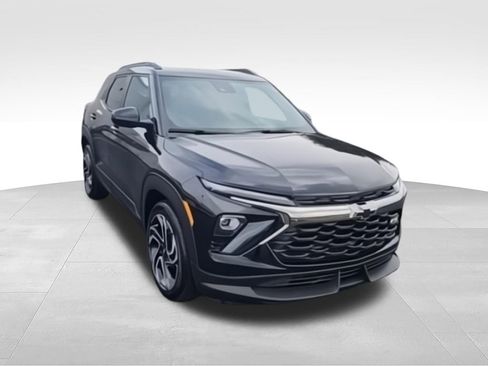 New 2026 Chevrolet TrailBlazer RS w/ Convenience Package FWD image 2