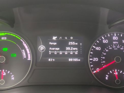 Used 2017 Kia Optima Premium w/ Hybrid Convenience Package image 20