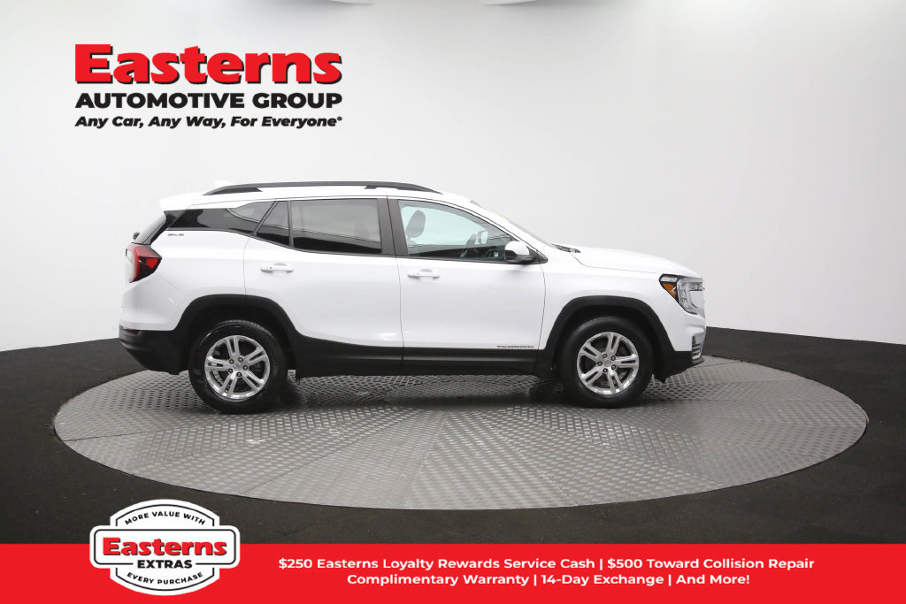 Used 2023 GMC Terrain SLE w/ Driver Convenience Package AWD/4WD image 48