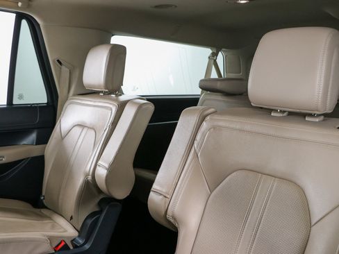 Used 2024 Ford Expedition Max Limited AWD/4WD image 26