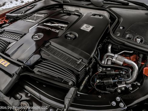 Used 2024 Mercedes-Benz AMG GT 63 image 20