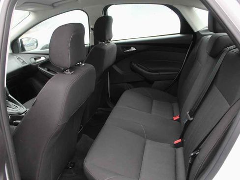 Used 2018 Ford Focus SE image 24