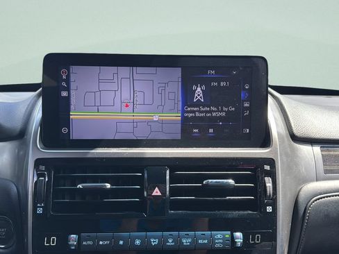 Used 2023 Lexus GX 460 Premium w/ Premium Package AWD/4WD image 15