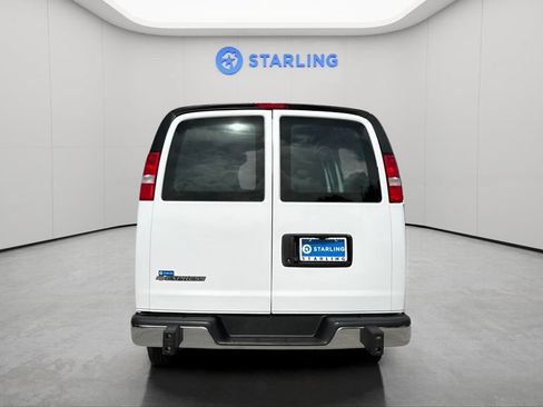 Used 2025 Chevrolet Express 2500 w/ Driver Convenience Package RWD image 8
