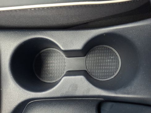 Certified 2023 Hyundai Venue Limited FWD image 25