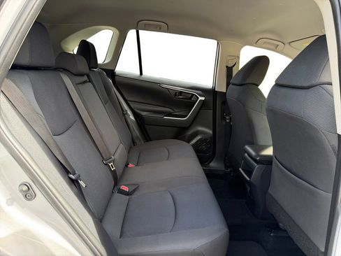 Used 2020 Toyota RAV4 LE w/ All Weather Liner Package AWD/4WD image 20