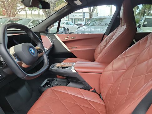 Certified 2024 BMW iX xDrive50 w/ Sport Package AWD/4WD image 11