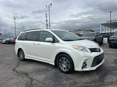 Used 2020 Toyota Sienna XLE