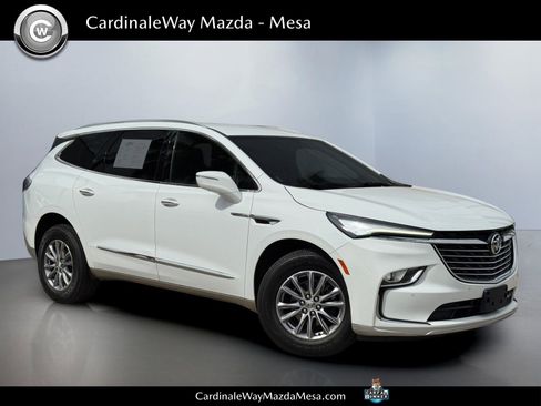 Used 2024 Buick Enclave Premium AWD/4WD image 1