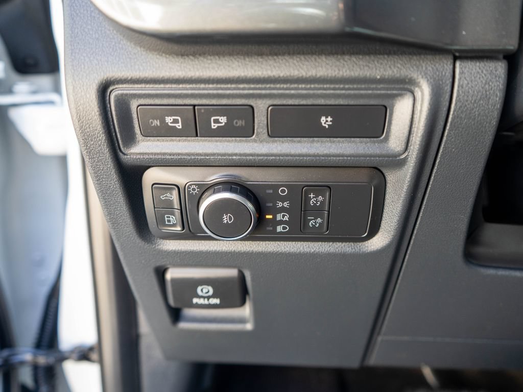 Used 2022 Ford F150 XLT w/ Equipment Group 301A Mid AWD/4WD image 17