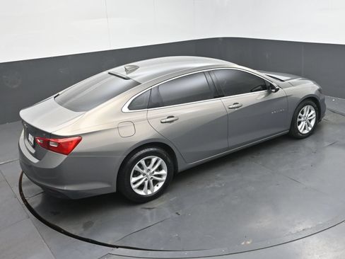Used 2018 Chevrolet Malibu LT w/ Driver Confidence Package FWD image 34