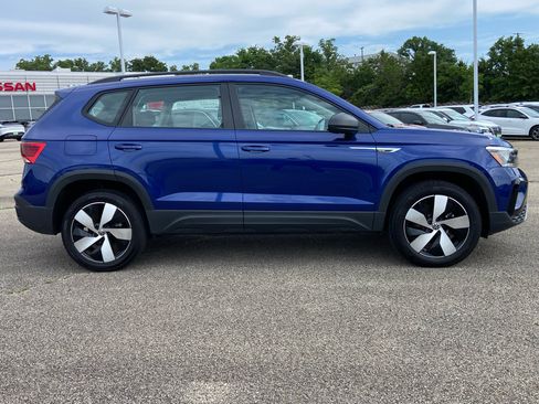 Used 2024 Volkswagen Taos S AWD/4WD image 9