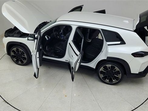 Used 2023 BMW XM Base image 85