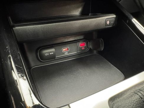 Used 2023 Kia Forte GT-Line w/ GT-Line Premium Package FWD image 17