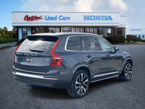Used 2023 Volvo XC90 B6 Plus w/ Protection Package image 6