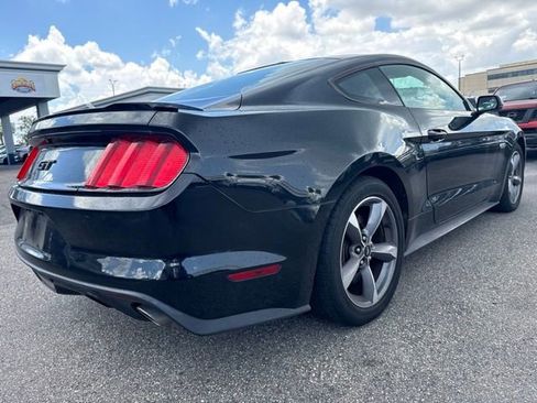 Used 2016 Ford Mustang GT Premium RWD image 5