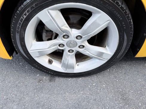Used 2015 Hyundai Veloster FWD image 12