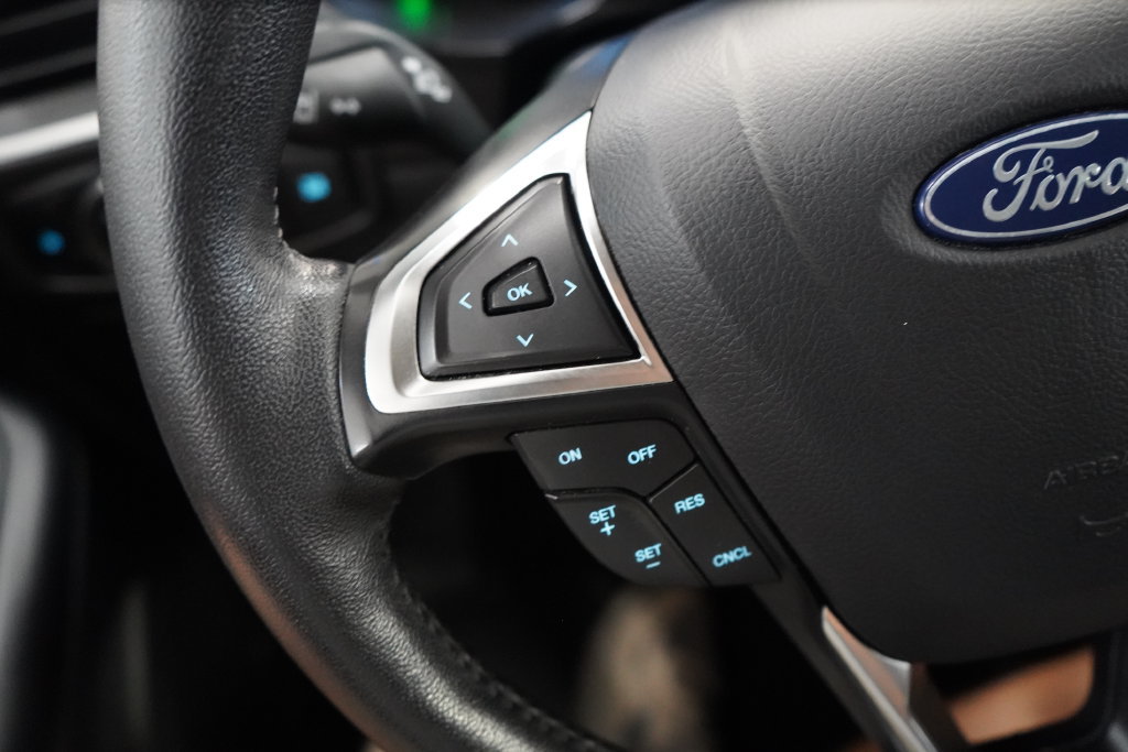 Certified 2024 Ford Edge SEL AWD/4WD image 33