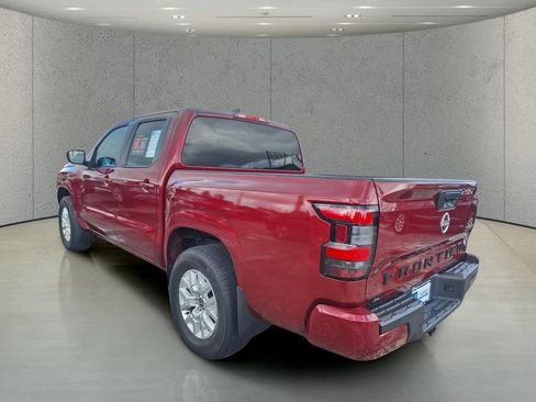 Used 2023 Nissan Frontier SV w/ Technology Package AWD/4WD image 3