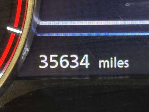 Used 2024 Nissan Sentra SV image 31