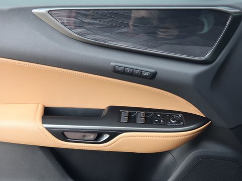 Used 2025 Lexus NX 250 FWD w/ Cold Area Package image 12