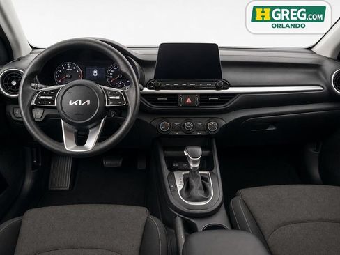 Used 2024 Kia Forte LXS FWD image 11