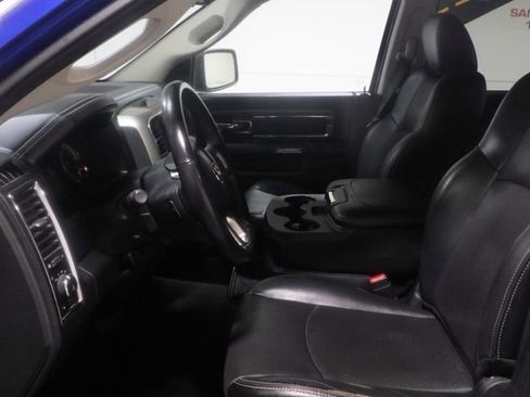 Used 2017 RAM 1500 Laramie w/ Convenience Group image 8