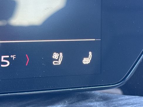 Certified 2025 Audi Q5 Premium Plus w/ Premium Plus image 14