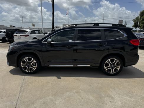 Used 2023 Subaru Ascent Limited w/ Technology Package AWD/4WD image 7