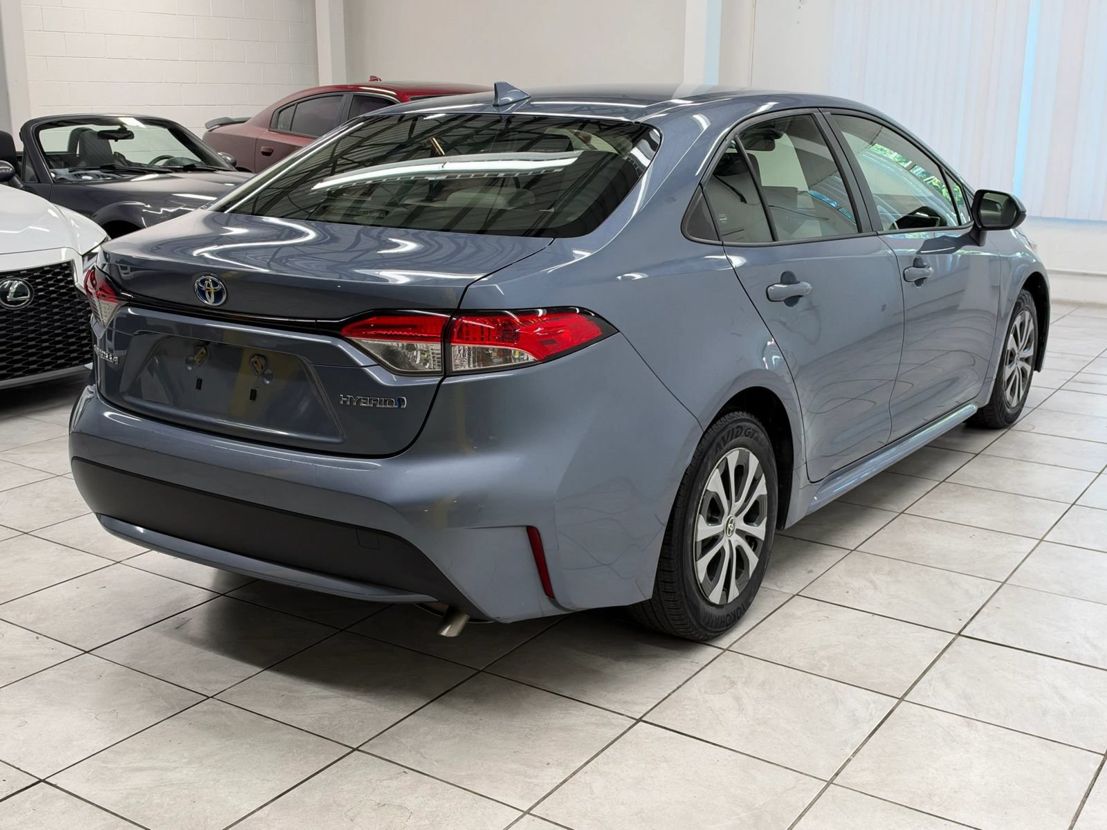 Used 2022 Toyota Corolla LE FWD image 9