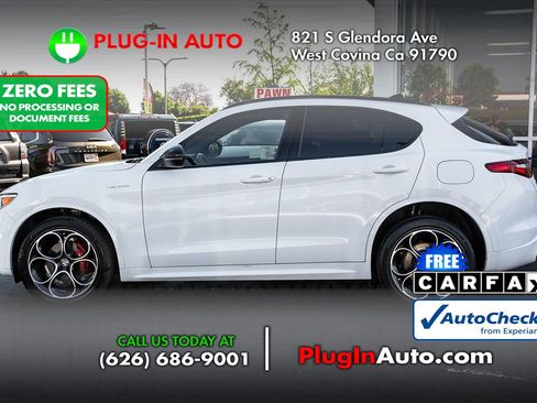 Used 2022 Alfa Romeo Stelvio Veloce AWD/4WD image 6