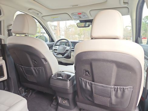 Used 2024 Kia Telluride S w/ S Sunroof Package image 18