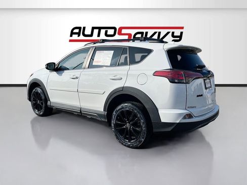 Used 2018 Toyota RAV4 Adventure image 5