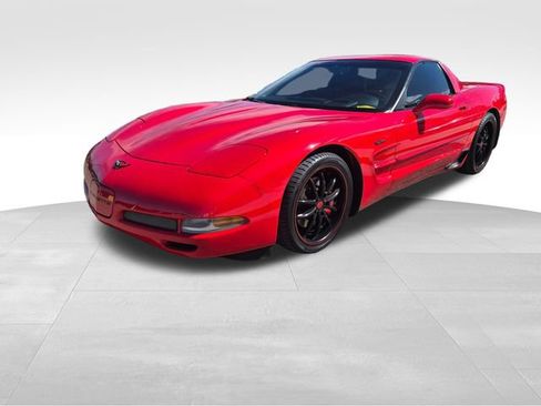 Used 2002 Chevrolet Corvette Z06 w/ Memory Pkg RWD image 1