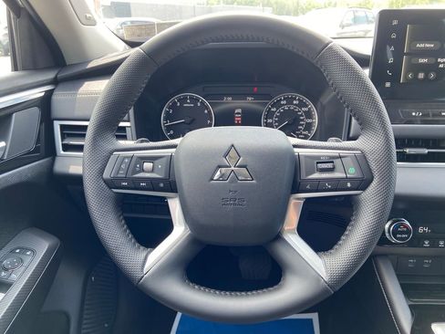 New 2026 Mitsubishi Outlander SE AWD/4WD image 23