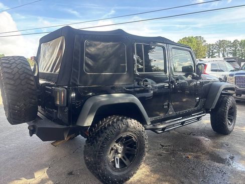 Used 2014 Jeep Wrangler Unlimited Sport w/ Quick Order Package 24S AWD/4WD image 4