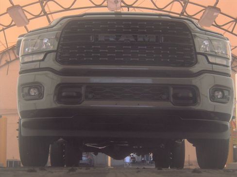 Used 2024 RAM 3500 Big Horn w/ Night Edition AWD/4WD image 6