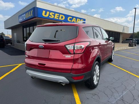 Used 2017 Ford Escape Titanium image 5