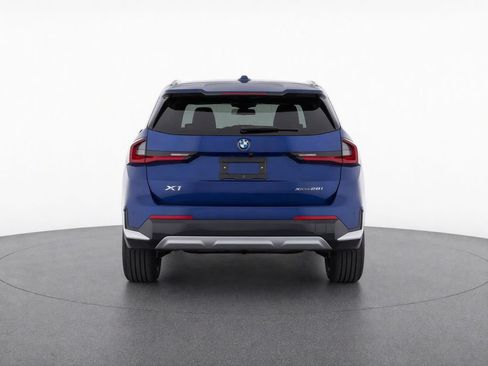 Certified 2025 BMW X1 xDrive28i AWD/4WD image 4