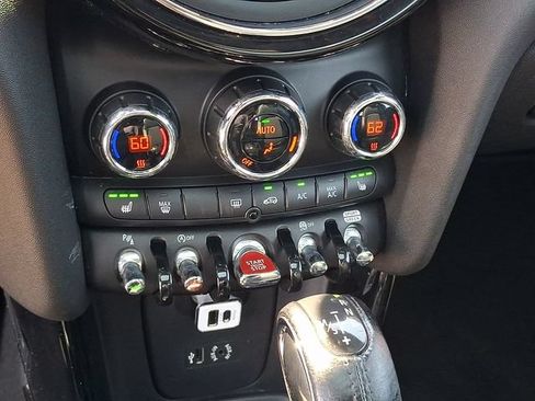 Used 2018 MINI Cooper S FWD image 11