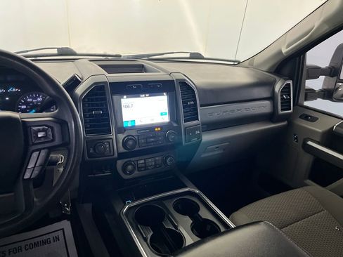 Used 2019 Ford F350 XLT w/ XLT Value Package image 32