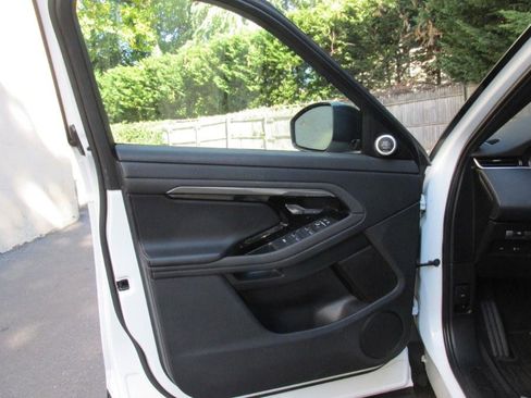 Used 2020 Land Rover Range Rover Evoque S image 61