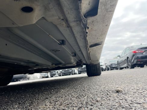 Used 2004 Buick Le Sabre Custom image 25