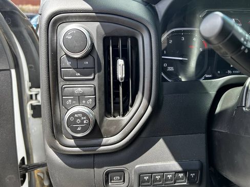 Used 2022 GMC Sierra 2500 Pro w/ Convenience Package AWD/4WD image 22