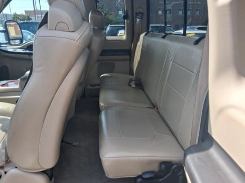 Used 2005 Ford F350 XLT AWD/4WD image 13