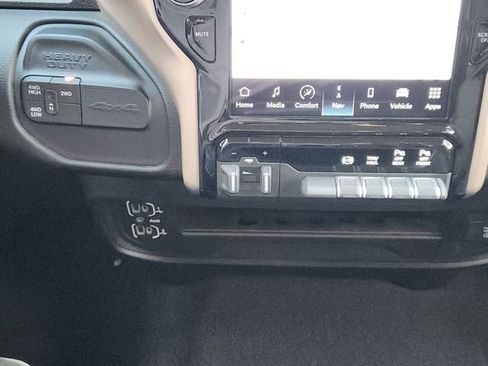 Certified 2024 RAM 2500 Laramie AWD/4WD image 19